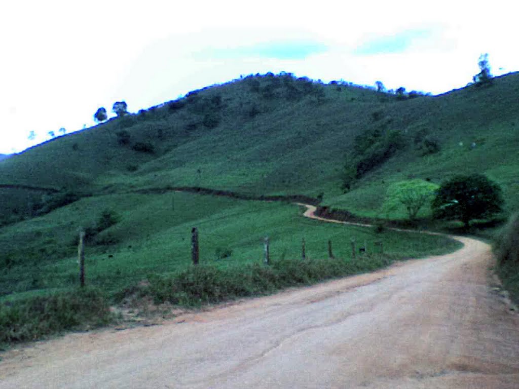 Indo de Luminosa Para Brasópolis. by João Vitor C.