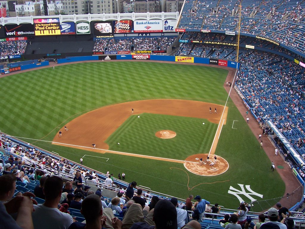 Concourse, Bronx, NY, USA by shyonts