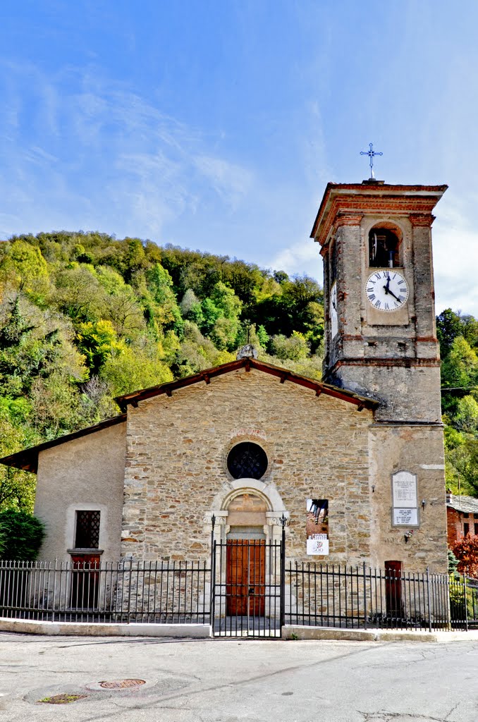 Isasca: chiesa di San Massimo (sec. XIV) by violapinnata