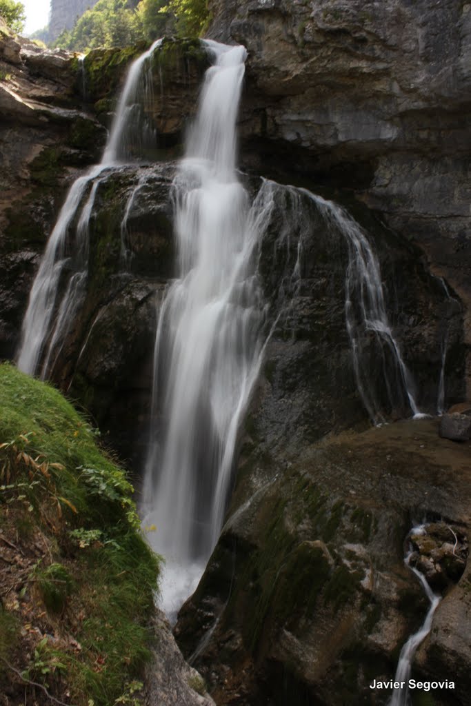 Cascada del Río Arazas, Parque nacional de Ordesa y Monte Perdido by javierseg