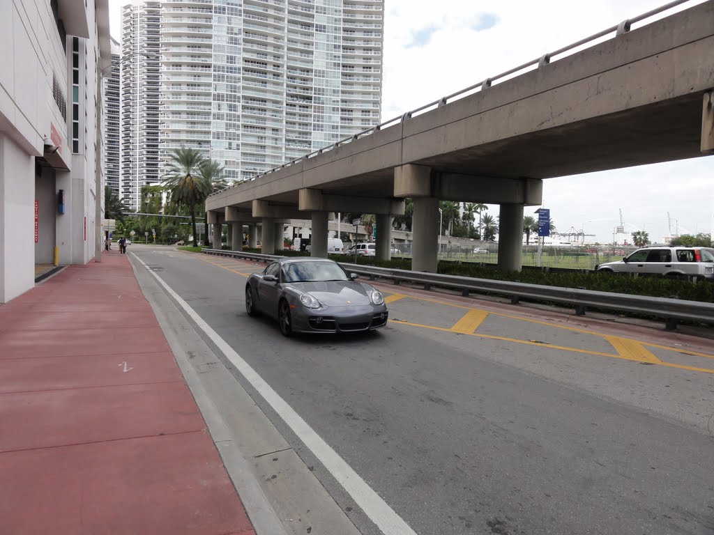 Miami Beach - outubro de 2011. by Carlos Roberto Capis…