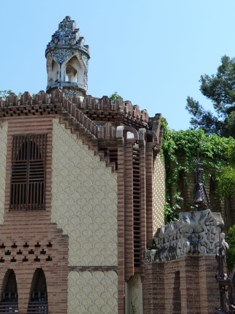 Pavellons Güell by Steven en Hanneke