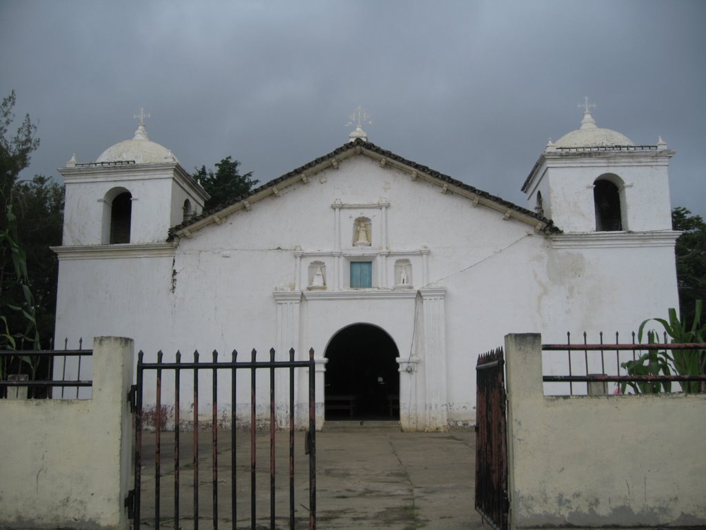 Iglesia de Yamaranguila by omontealegre