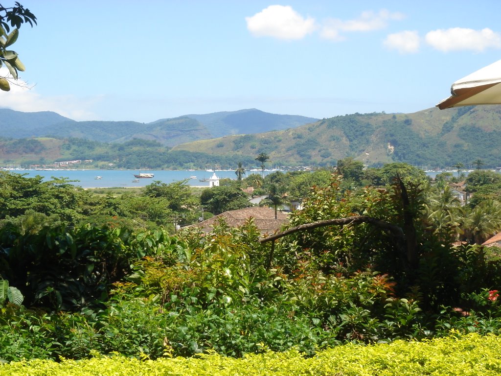 Caborê, Paraty - RJ, Brazil by Mariano Meliante