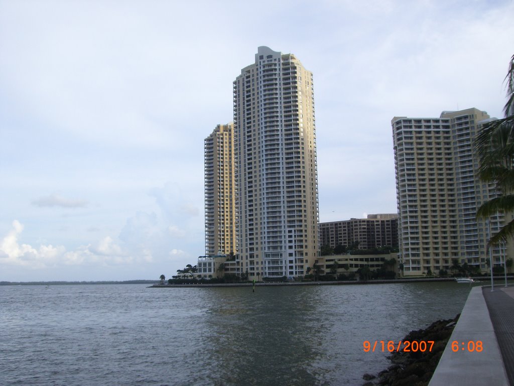 Looking at the condos next to the miami river by Randyqban