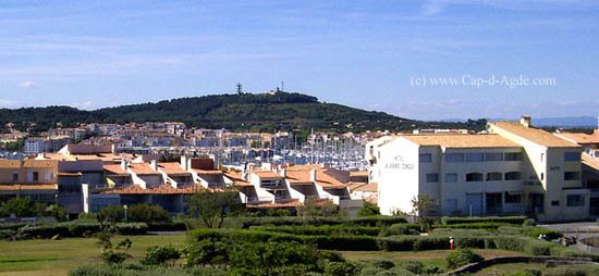 The mountain of Agde "Mont st. Loup" by alex-fischer