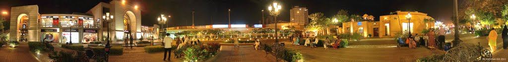 Port Grand Food Street. Karachi - Pakistan by Asif Khan