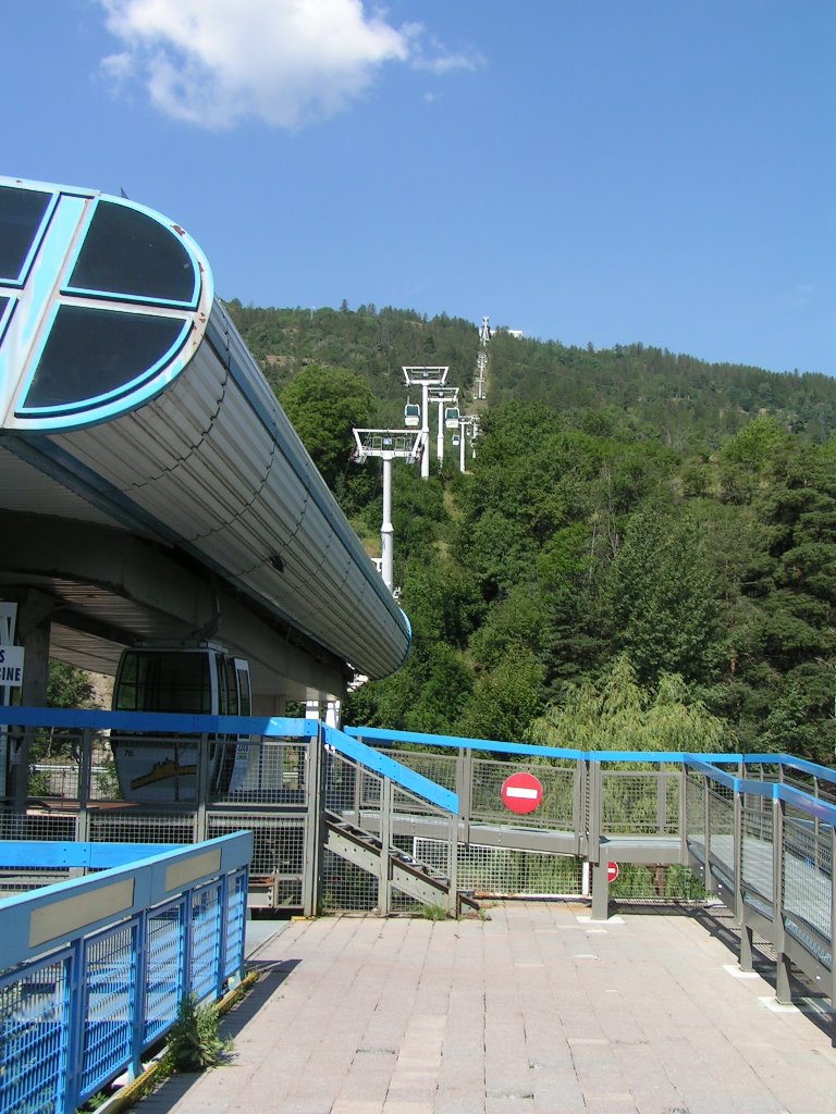 Briancon, Telecabine du Prorel by RDZfds