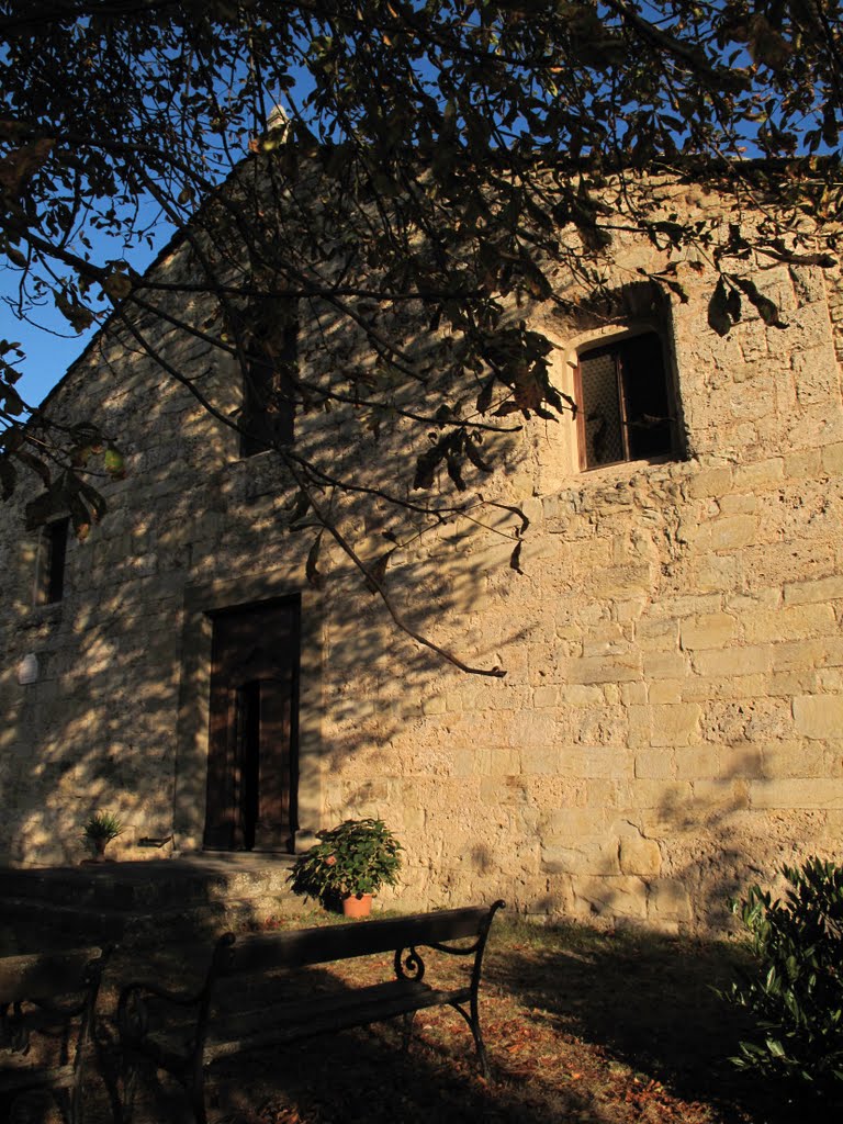 Autunno alla Pieve di Renno by luciano mantovani