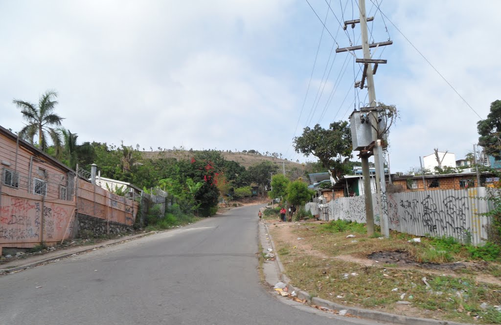 View looking up Stores Road in 4 MILE, near Boroko, Port Moresby, on 23-10-2011 by Peter John Tate