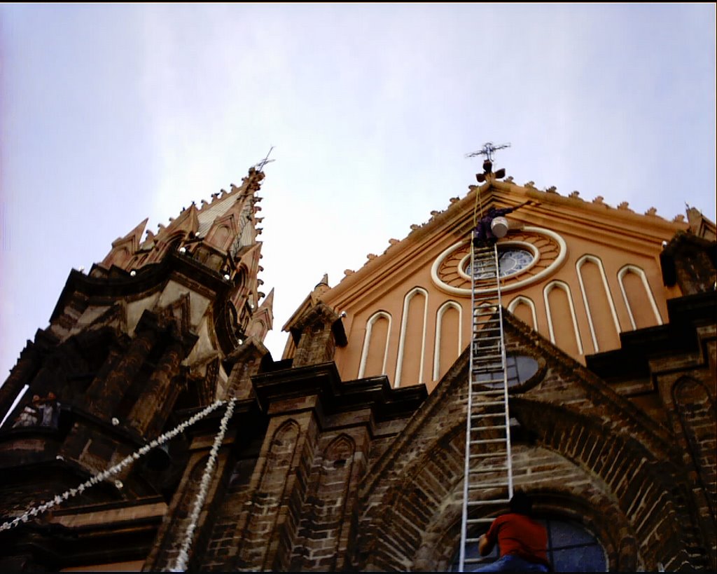 Pintando la Iglesia 2 by SCortez