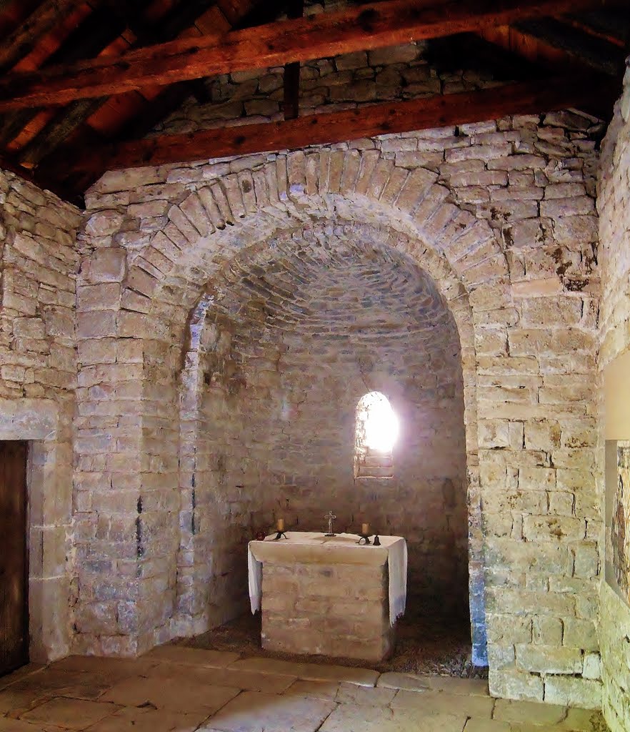 ORDOVÉS , Guarguera ; Iglesia de San Martín ; año 2011 . by Don.Ebro