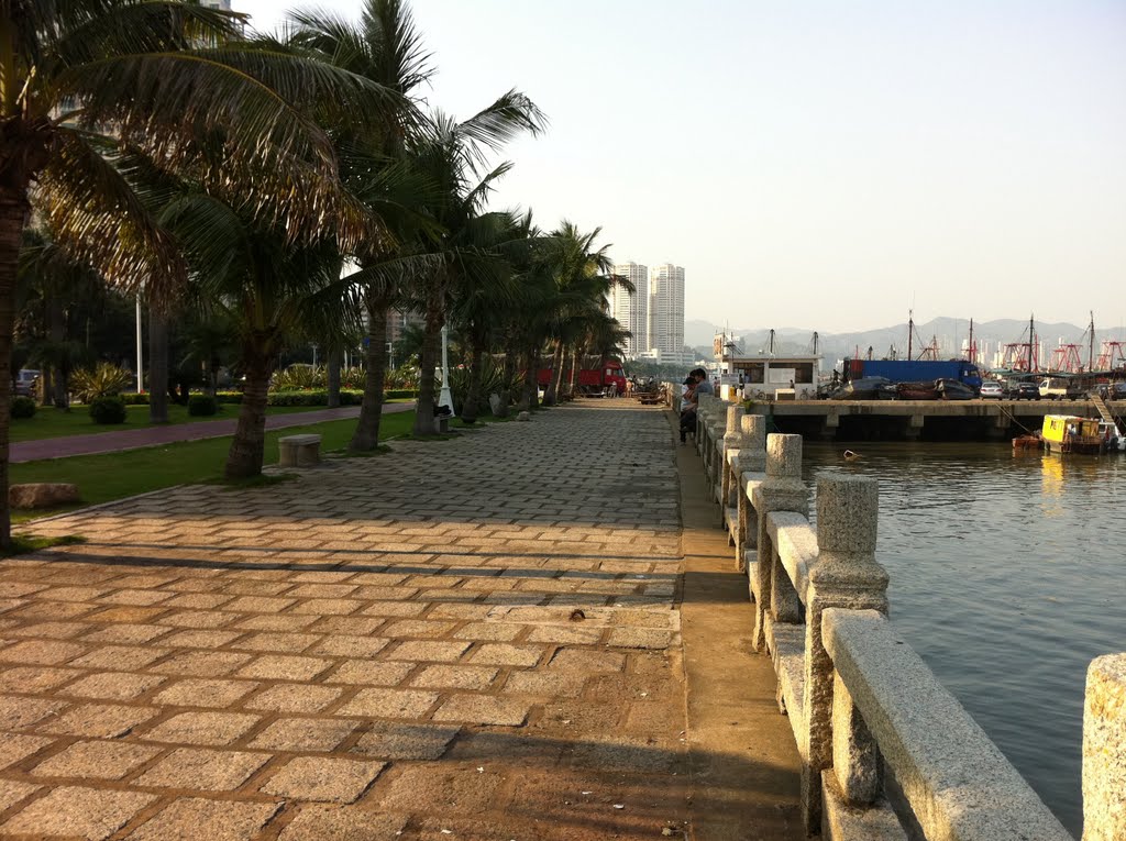 Zhuhai, Guangdong 珠海 by Chick Lam