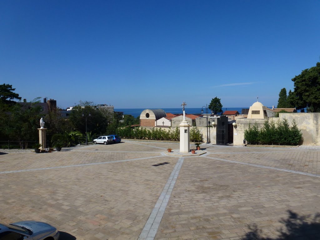 Piazza SS Anunziata Tropea by ejnoble81