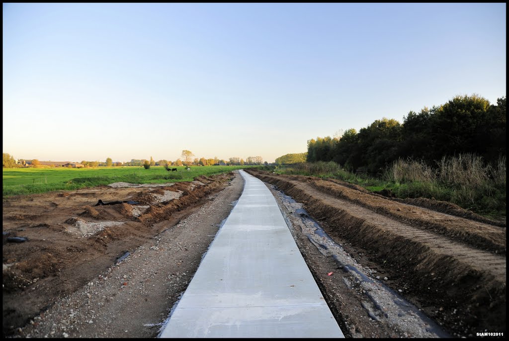 Gaanderen; nieuw fietspad langs de Oude IJssel by Stichting Achterhoek weer mooi