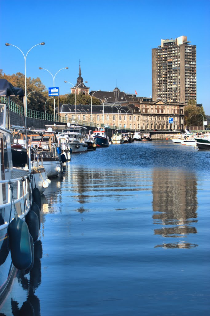 Vue du port by johnvantighem