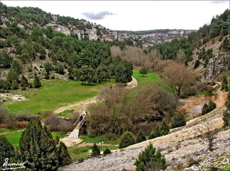 61119-079 CAÑON RIO LOBOS by Víctor Manuel Mamblo…