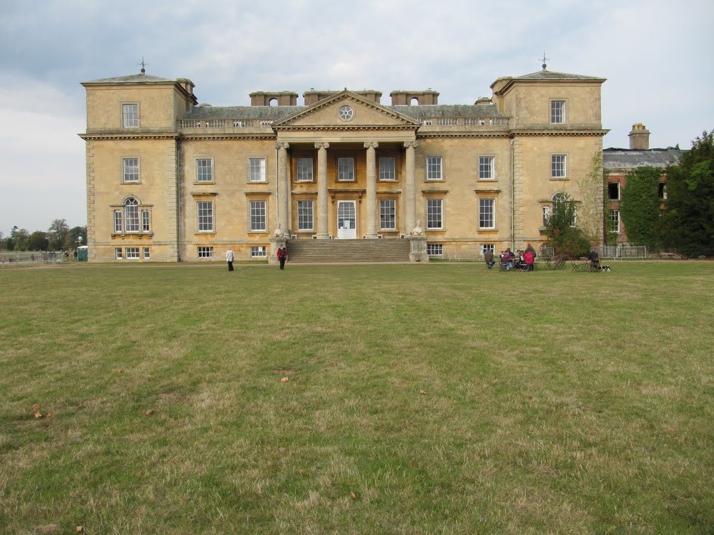 Croome Court front entrance, Worcestershire by oldchippy