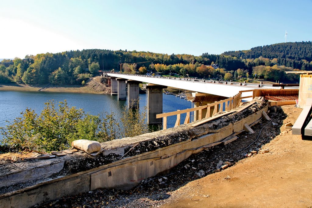 Talbrücke Sondern Biggesee 1 by Johann666