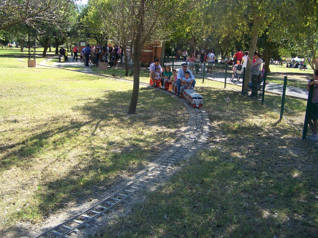 Amigos del ferrocarril,parque del Alamillo by malditasea