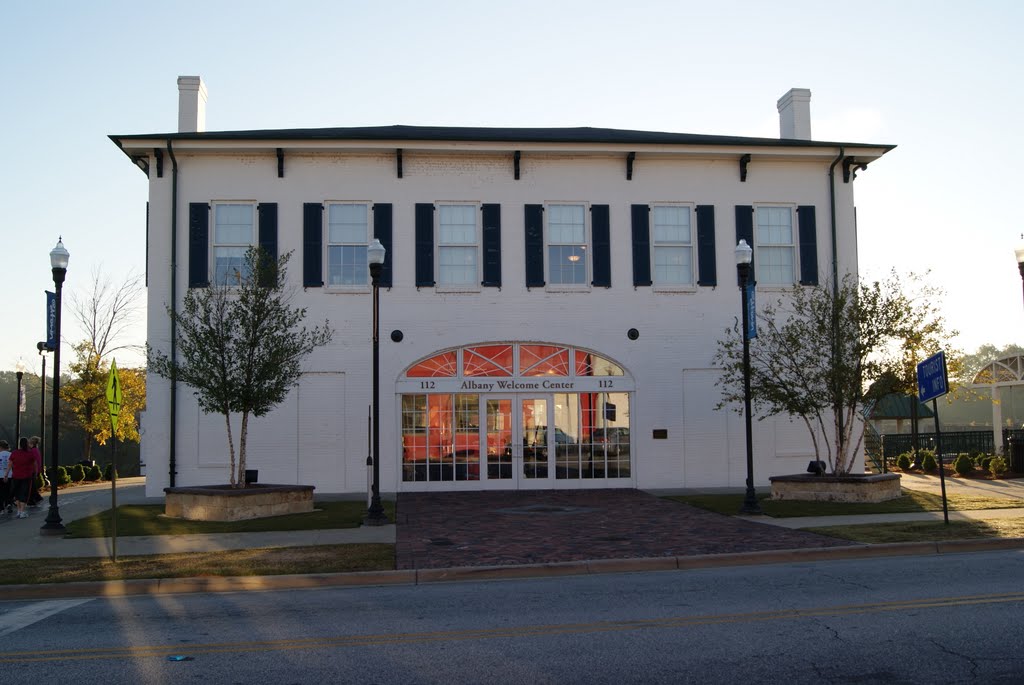 Albany Welcome Center (Old Bridge House) Front View by Jim Farmer