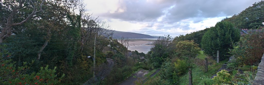 Barmouth from Panorama Road by Rob Shelton