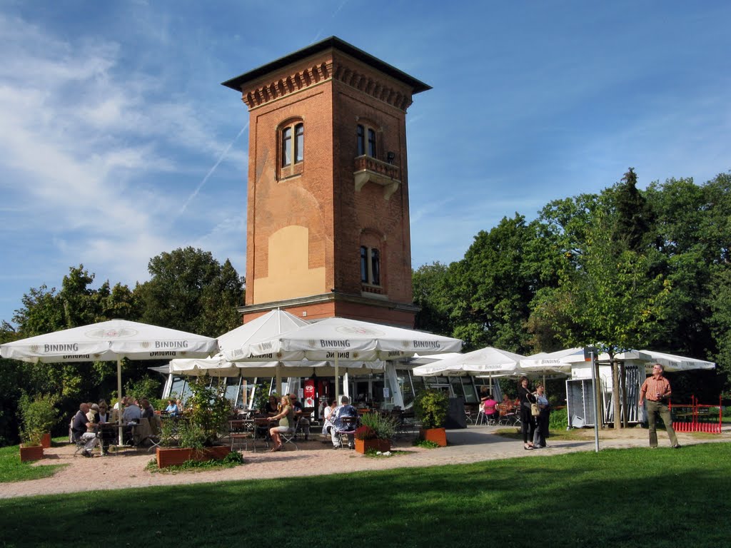 Nerobergturm und Gastronomie by WaGis