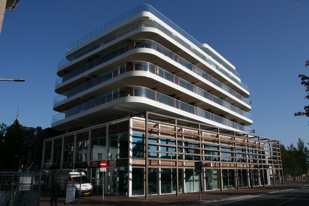 Winkel- en appartementencomplex aan Zaailand, Leeuwarden. by Carl030nl