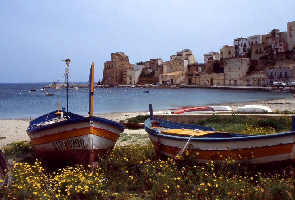 Castellammare del Golfo (Trapani) by roberto ribotta