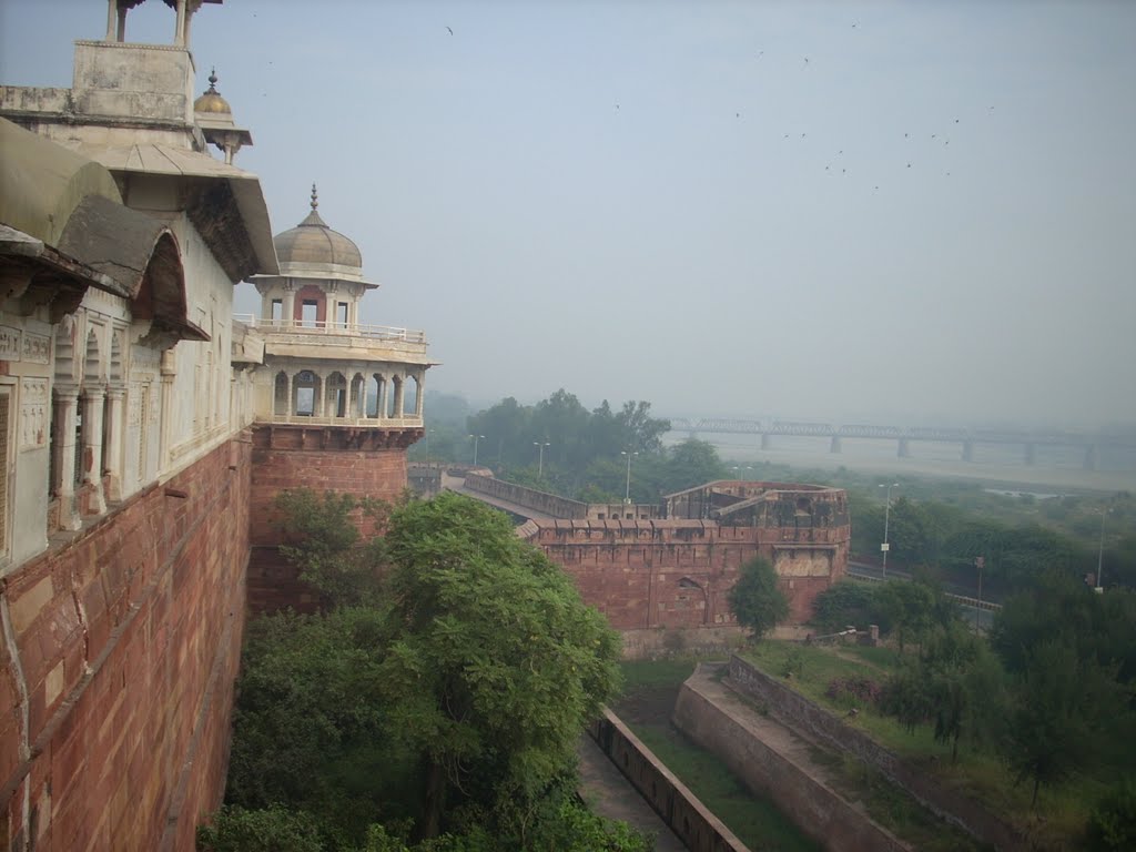 Red Fort, north side by jspath55