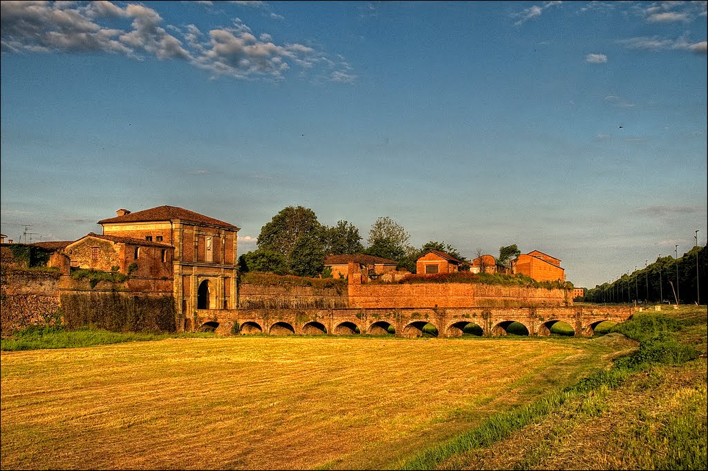 Porta Borghetto by alessandro manfredi