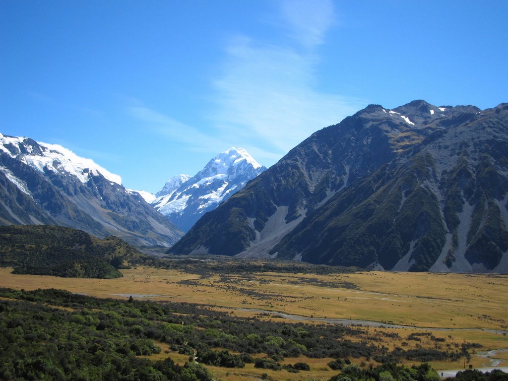 Mt cook from The hermitage hotel by hiro iwatsuki