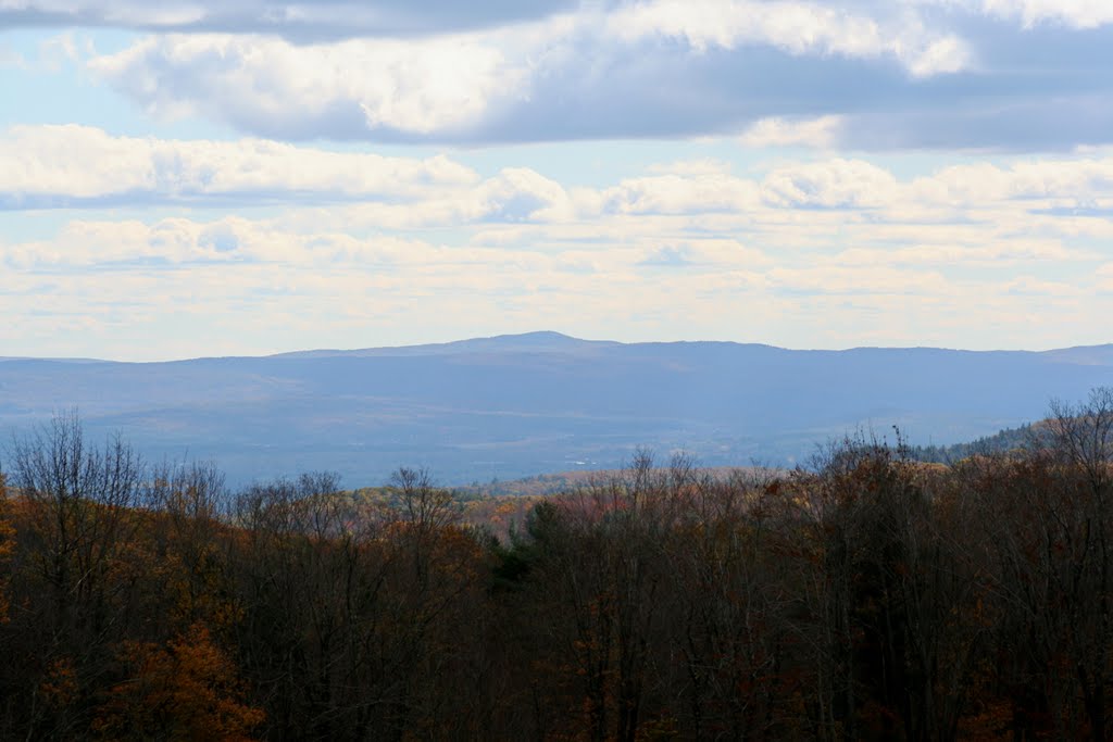 Autumn in Walpole, NH by mark T.