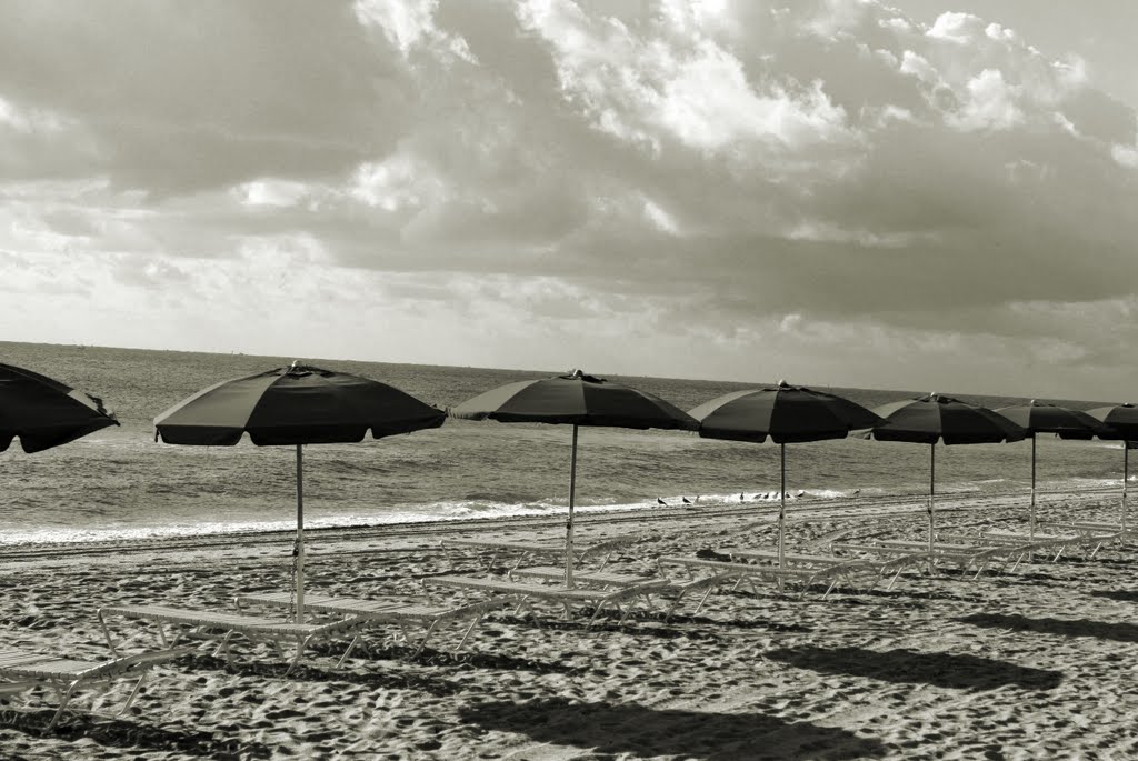 Fort Lauderdale Beach by goodjon