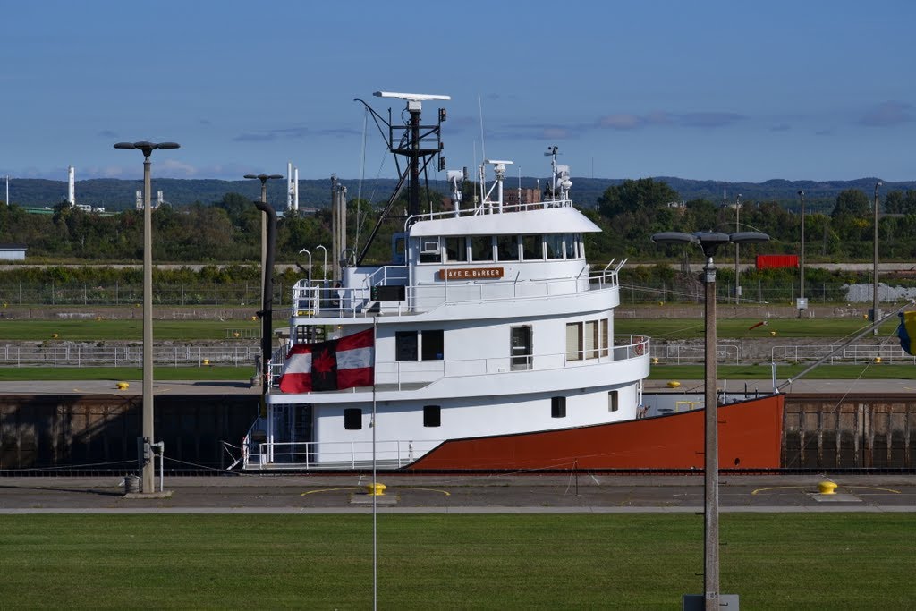 The Kaye E. Barker being lowered in the Soo Locks by conradthedog