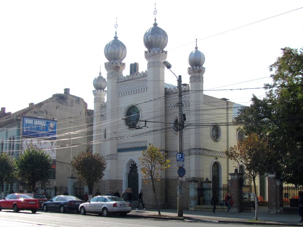 Cluj-Napoca - Str. Horea, nr.21 - Sinagoga Neologa - (2011.10.20) by Ani Catalina