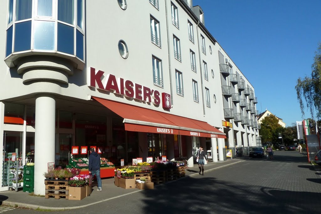 Kaiser's grocery store Düsseldorf Germany by ©klaus2806klaus