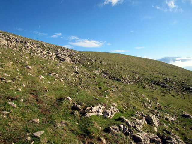 Alcanzando la cumbre de Beloki por el SW by Santi Usabiaga