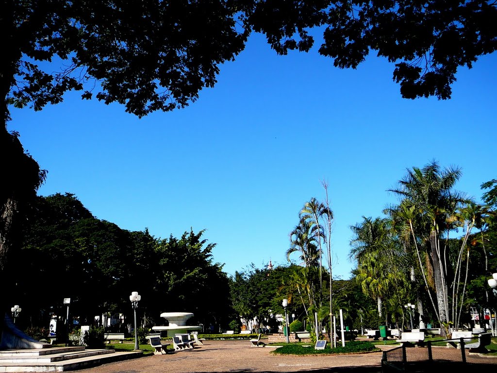 Centro, Araras - SP, Brazil by Marcelo Luiz Lombi