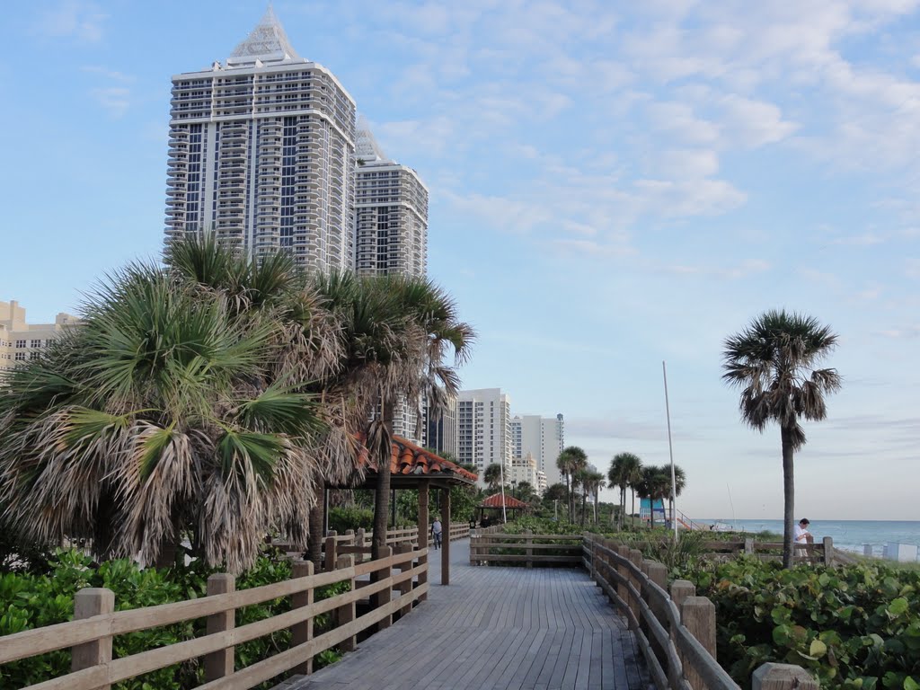 Miami Beach - outubro de 2011. by Carlos Roberto Capis…