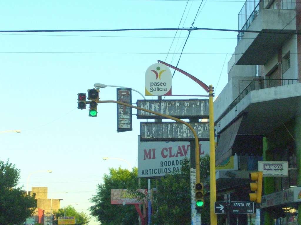 Av. Galicia y Santa Fe, Avellaneda by Ojota81