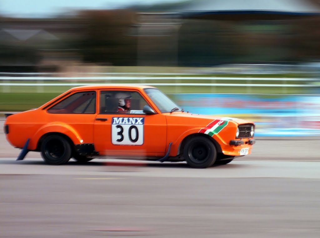 Ford Escort Mk2 by Pete Lush