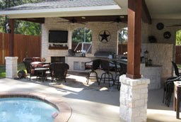 Outdoor Patio and Pool Houston by starbuilders