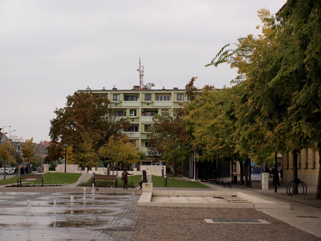 Szolnok Kossuth tér by Újvári.Zsuzsi