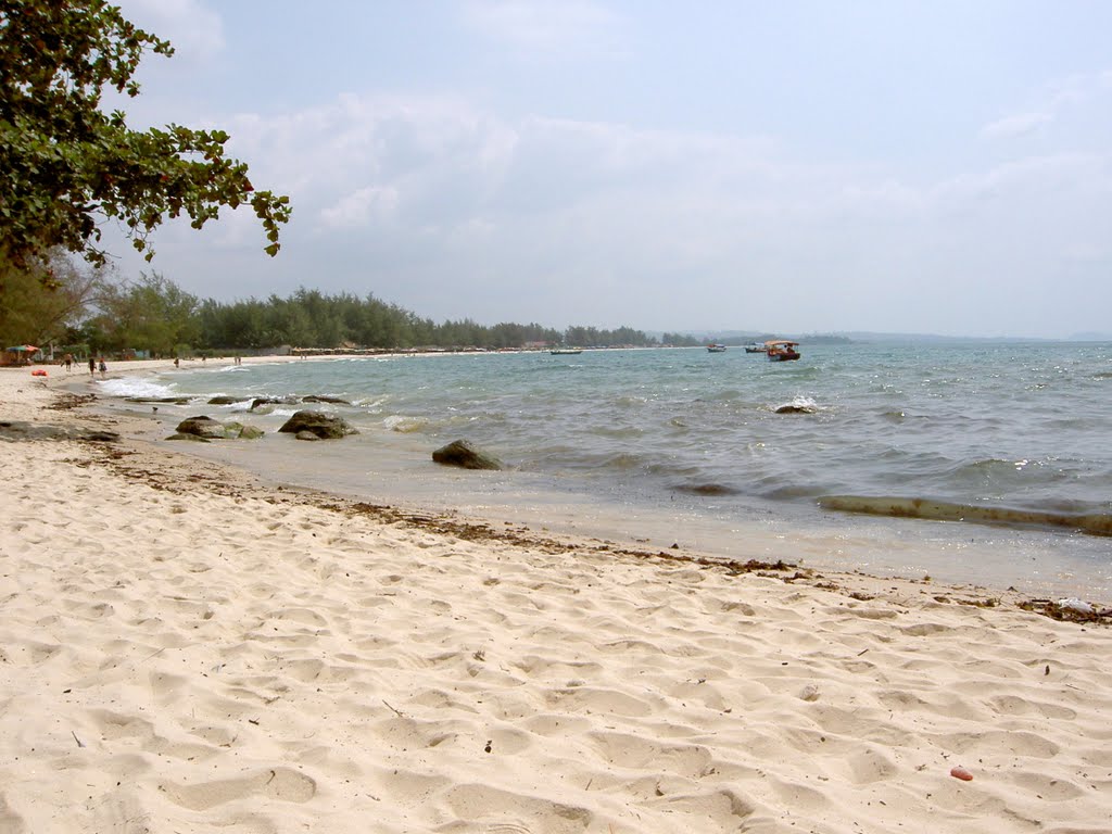 Serendipity Beach Kambodja by Anders Lingefelt