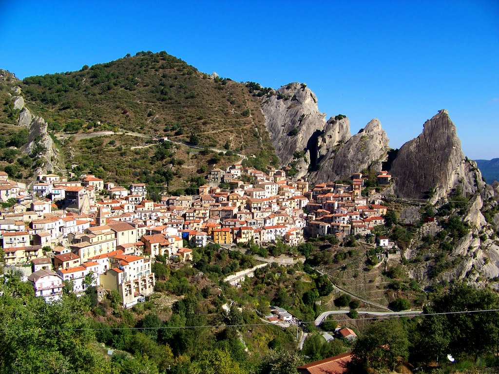 CASTELMEZZANO - IL PAESE by mexicori