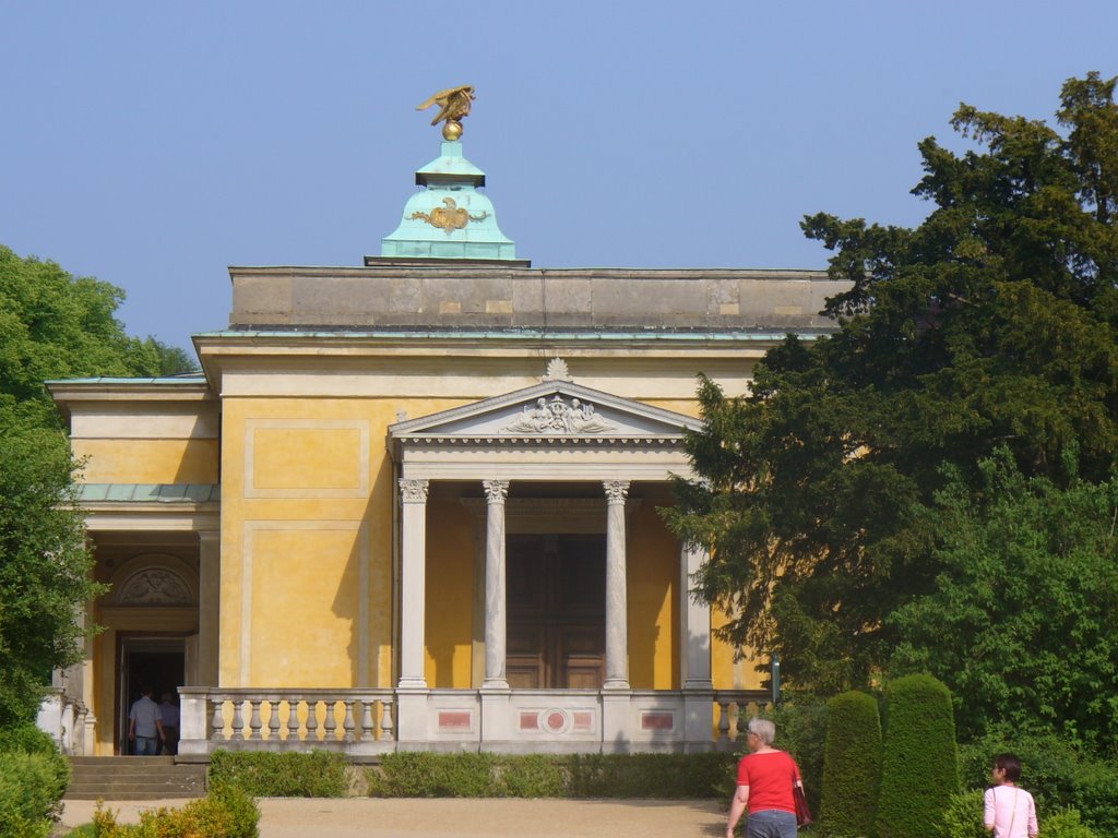 Neue Kammern, Blick v. Sizilianischen Garten by Füxlein