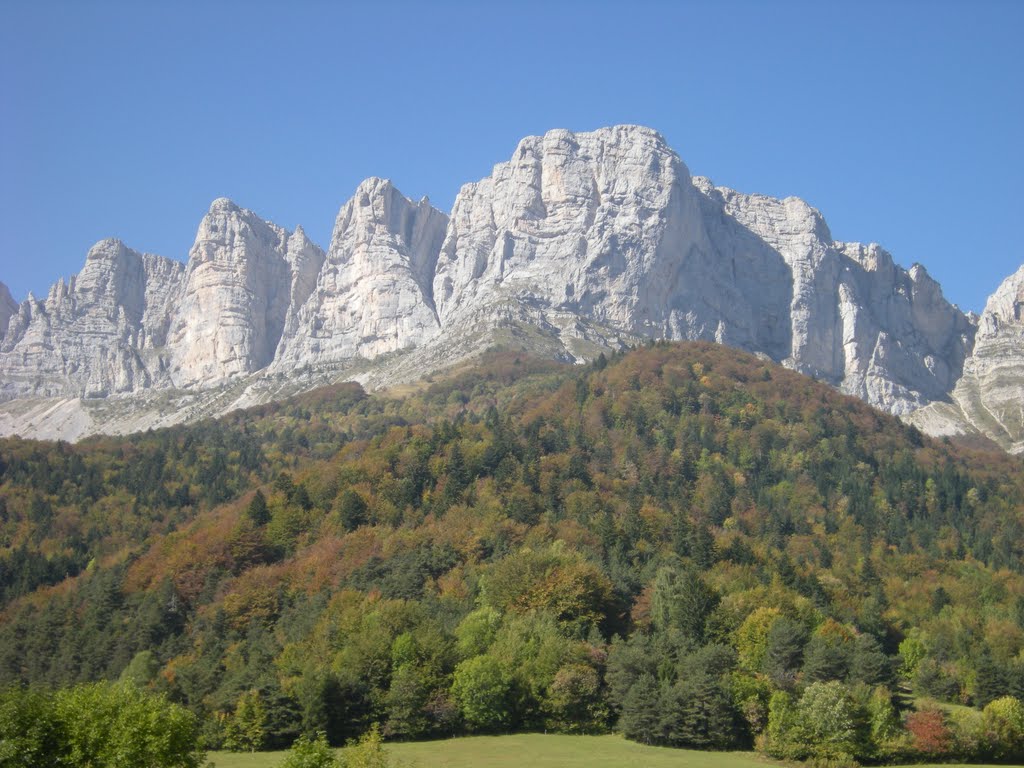 Massif du Vercors Facade Est by Eric Cavazzana