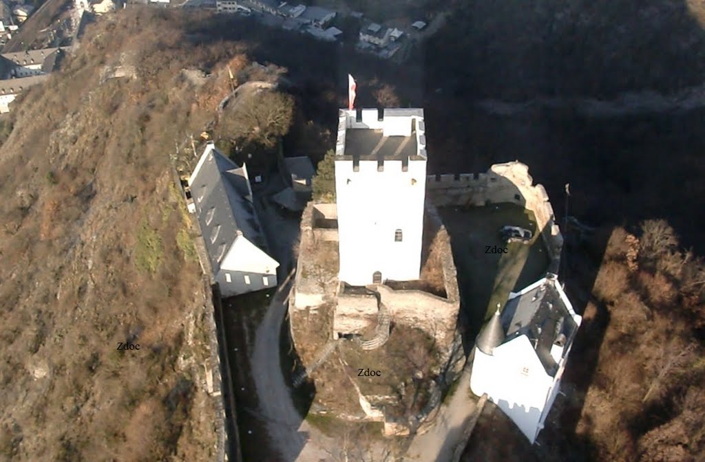 Castle Sterrenberg by Zdoc