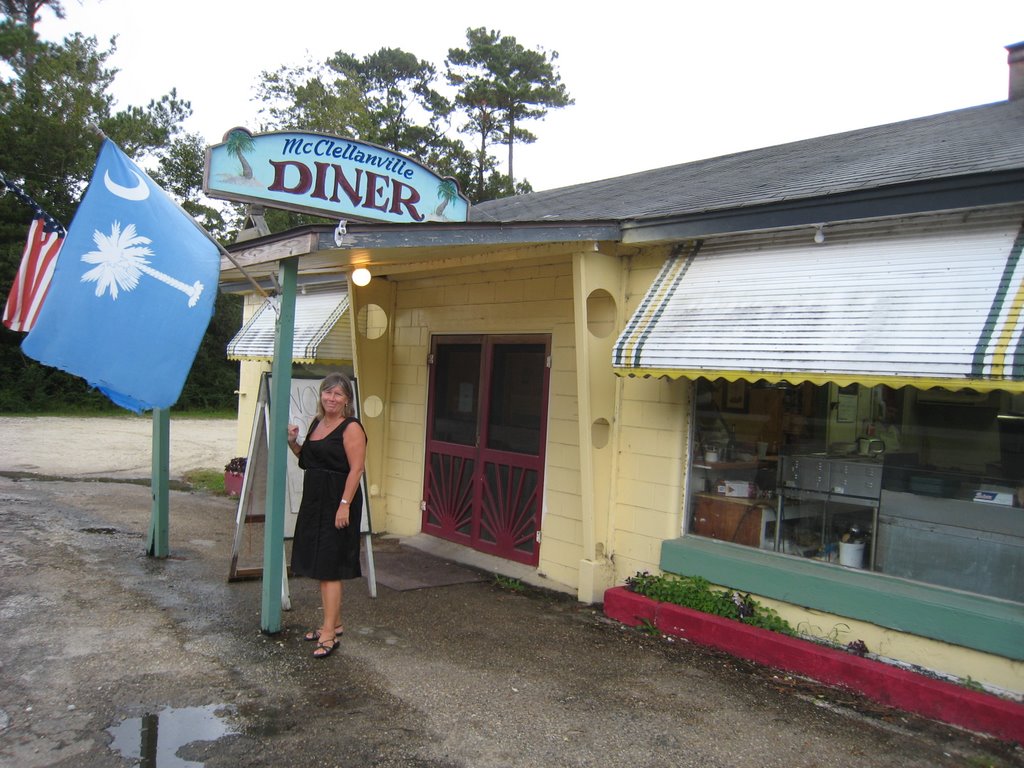 Mc Clellanville Diner, funny place by juul2002